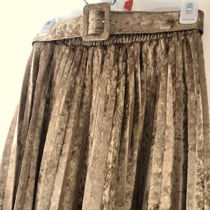 Golden velvet mid skirt